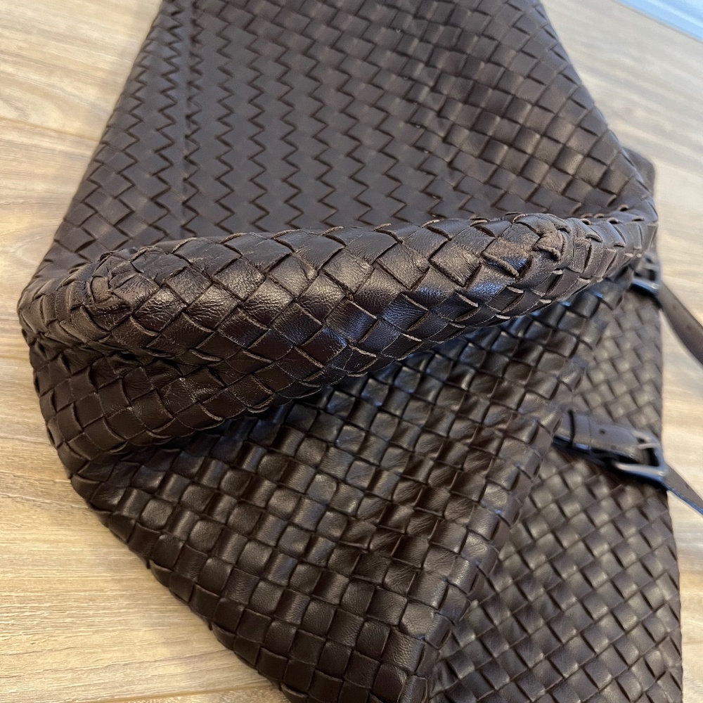 Bottega Veneta large brown tote - Picture 2 of 12